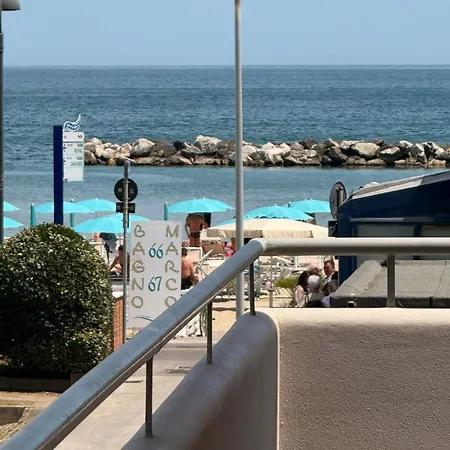 Casa Biscotto - Sea House Беллария-Иджеа-Марина
